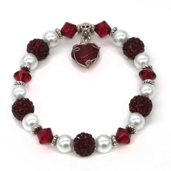 My Bead Emporium Jewelry - Bracelet with Pearls and Glass Works Charm. OS.